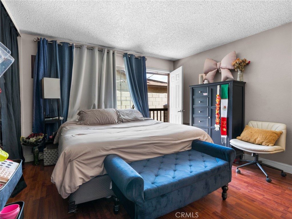 2132 S Pleasant