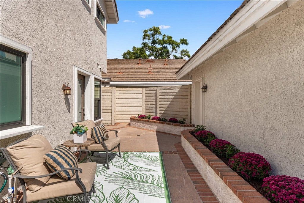 471 E Yale, Irvine CA 92614 - Photo 36