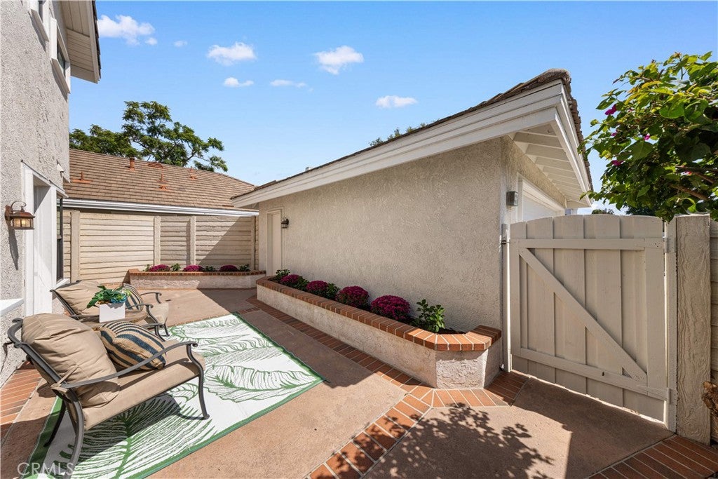 471 E Yale, Irvine CA 92614 - Photo 35