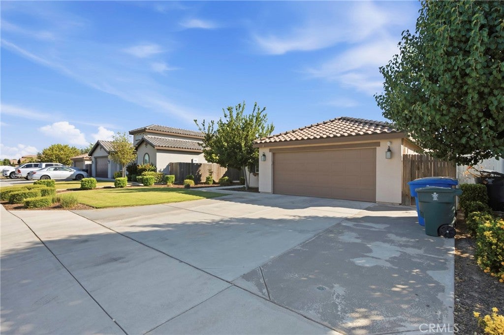 7125 Cattail Creek