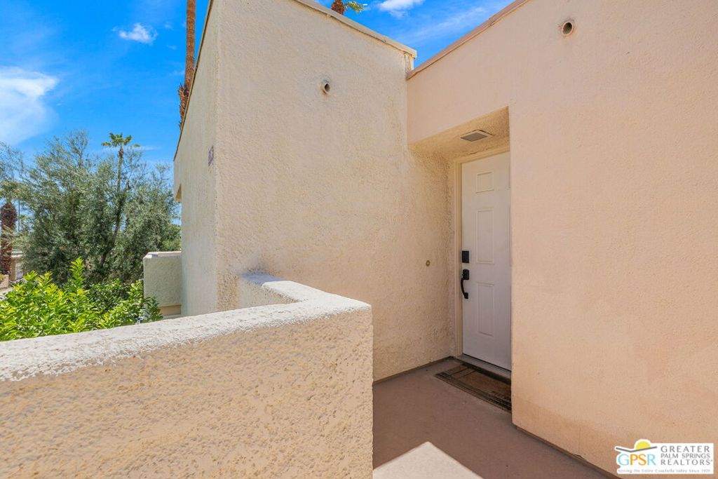2098 Normandy Court
