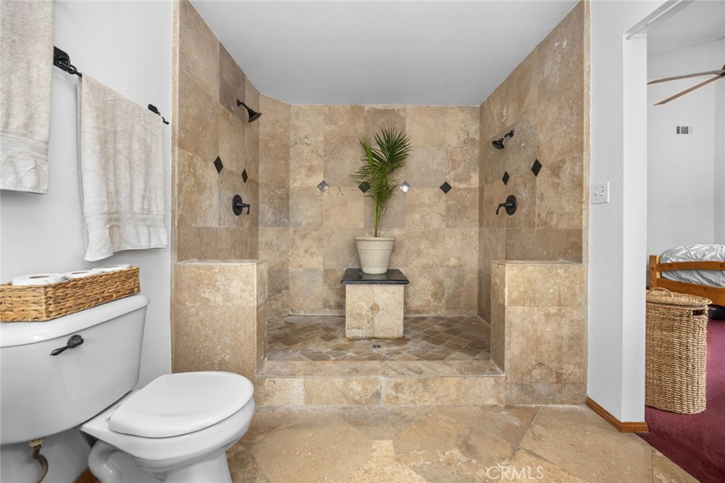 Country Square (CSQ) - Residential