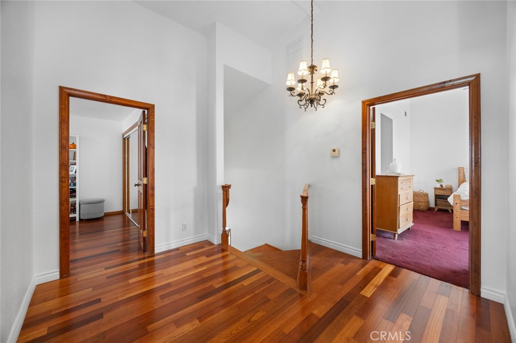 Country Square (CSQ) - Residential