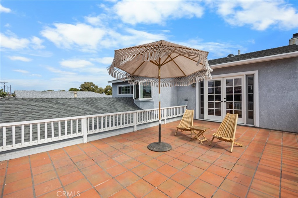 Country Square (CSQ) - Residential
