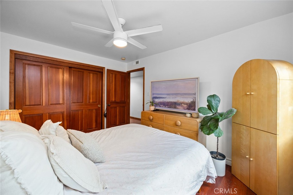 Country Square (CSQ) - Residential