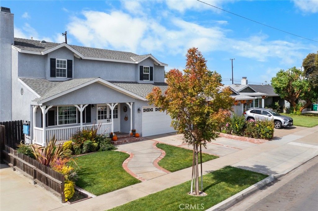 Photo of 3621 Halbrite Ave, Long Beach, CA 90808 (MLS # PW25239733)