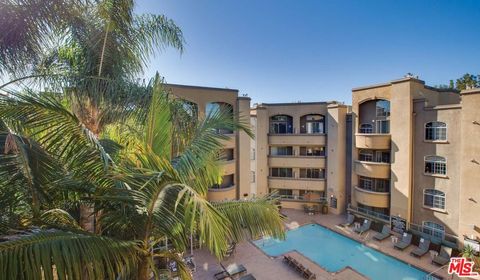 Photo of 7660 Beverly Boulevard #169, Los Angeles, CA 90036 (MLS # 26672495)