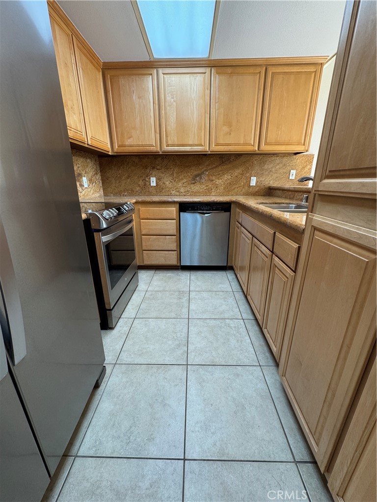 6318 Marina Pacifica Drive N