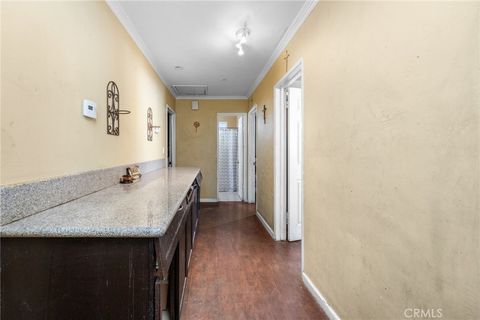 Tiny photo for 915 Alta St, Redlands, CA 92374 (MLS # PW26049721)