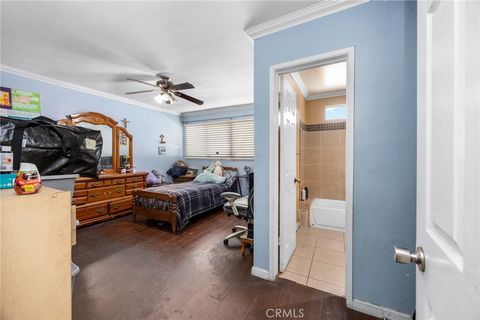 Tiny photo for 915 Alta St, Redlands, CA 92374 (MLS # PW26049721)