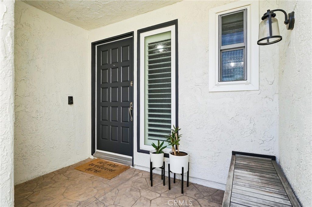 Photo of 1409 Arch Lane, Huntington Beach, CA 92648 (MLS # PW26172052)