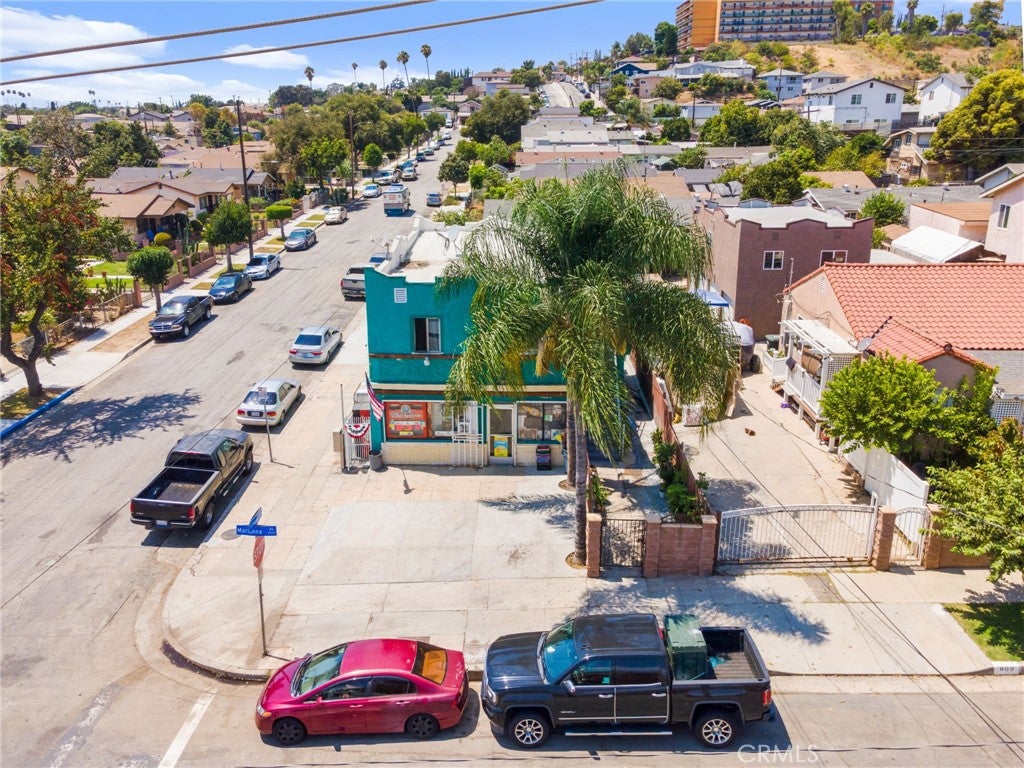 801 N Marianna Avenue