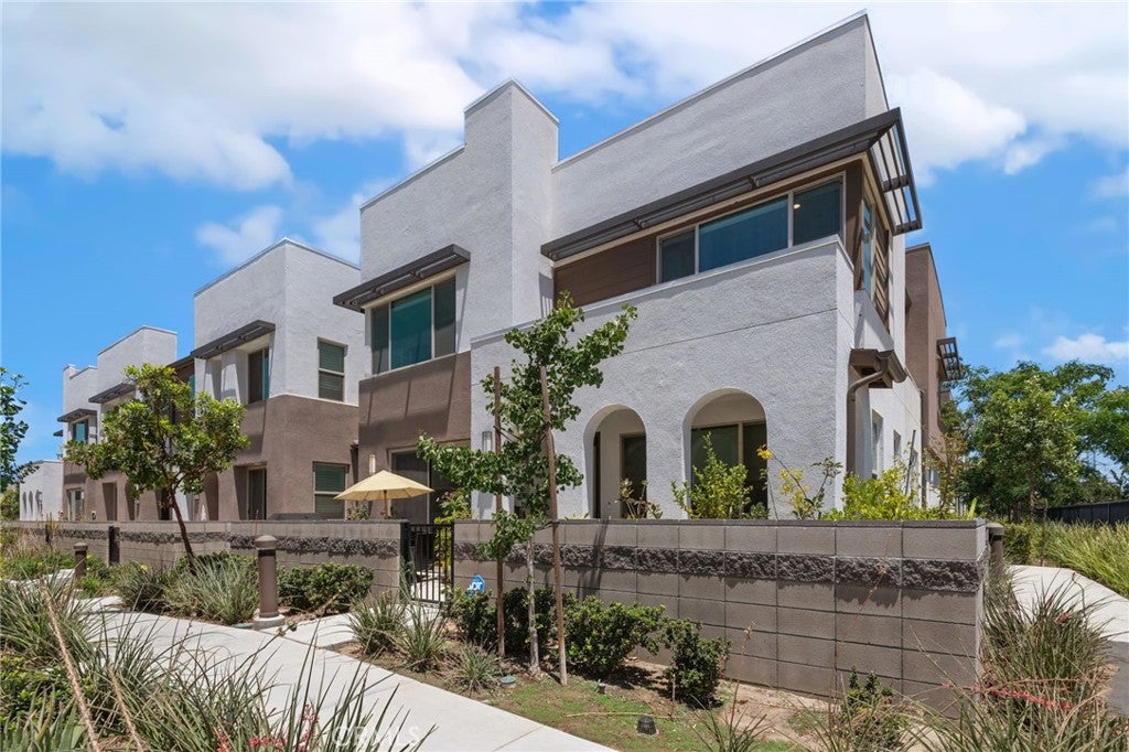 3560 E Peckham Paseo 1
