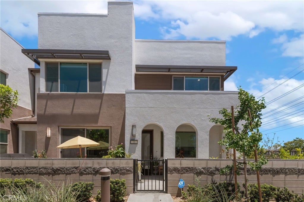 3560 E Peckham Paseo 1