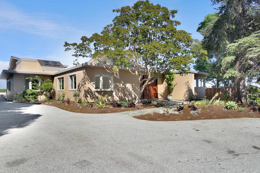 415 Golden Oak Drive