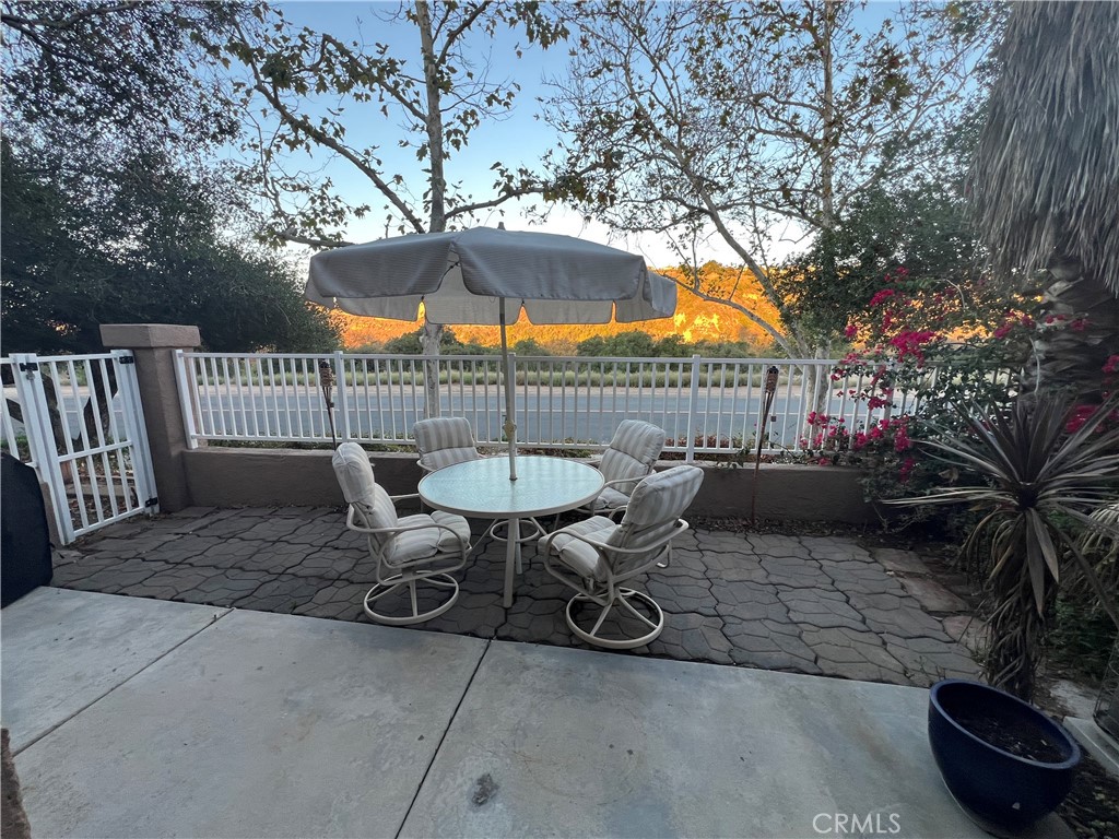 Tierra Linda (TLI) - Residential Lease