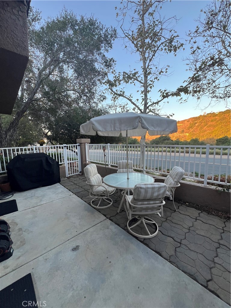 Tierra Linda (TLI) - Residential Lease