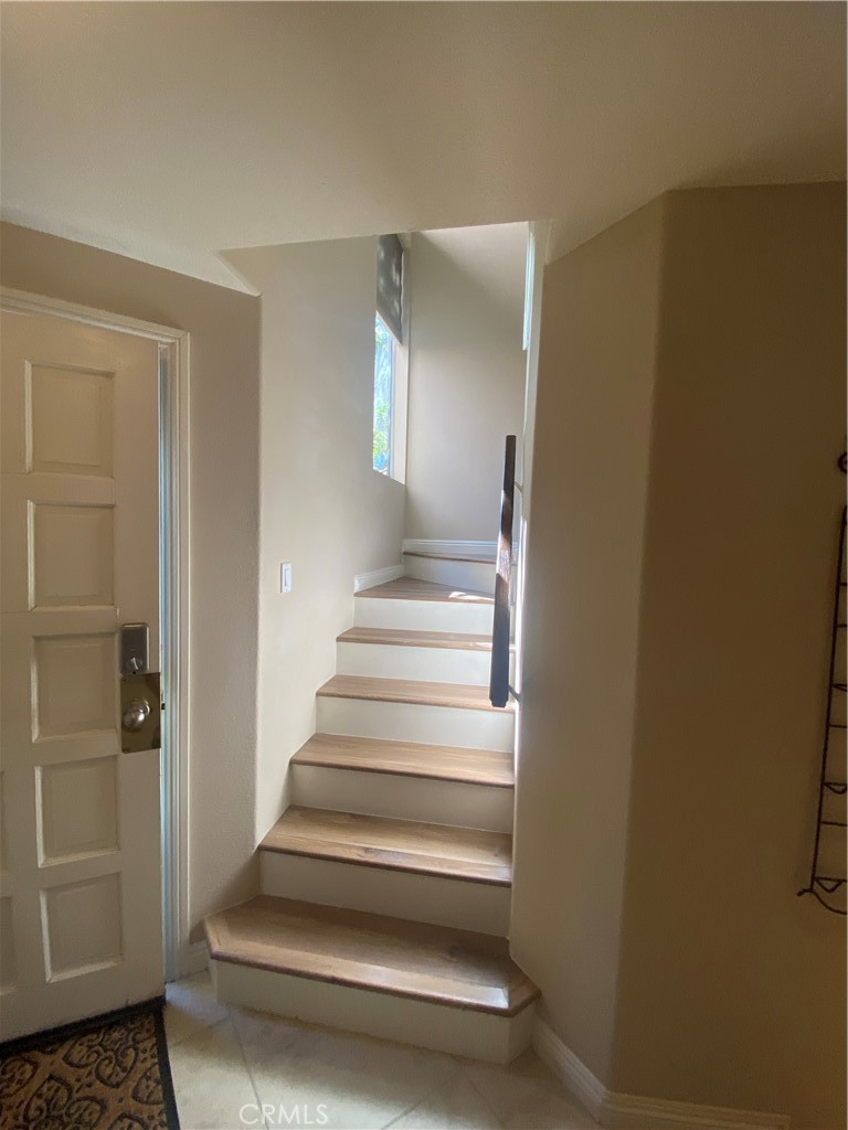 Tierra Linda (TLI) - Residential Lease