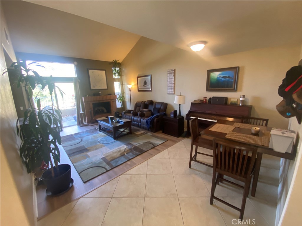 Tierra Linda (TLI) - Residential Lease