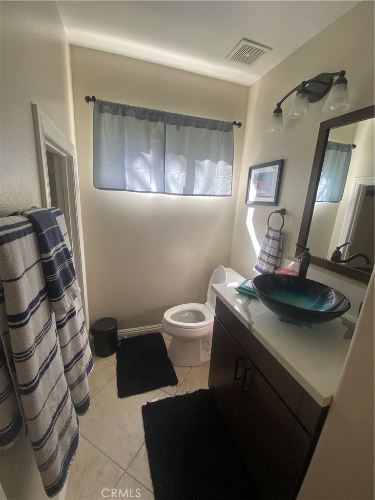 Tierra Linda (TLI) - Residential Lease