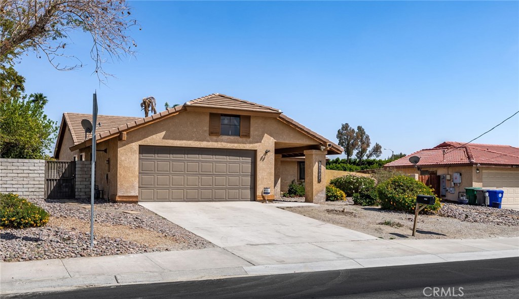 43922 Warner Trail