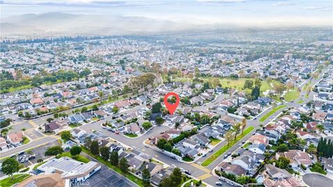 Photo of 7 Boone, Irvine, CA 92620 (MLS # DW26073819)