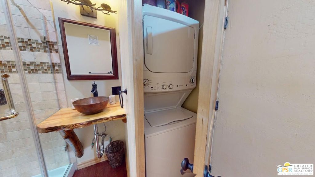 Garner Valley - Residential