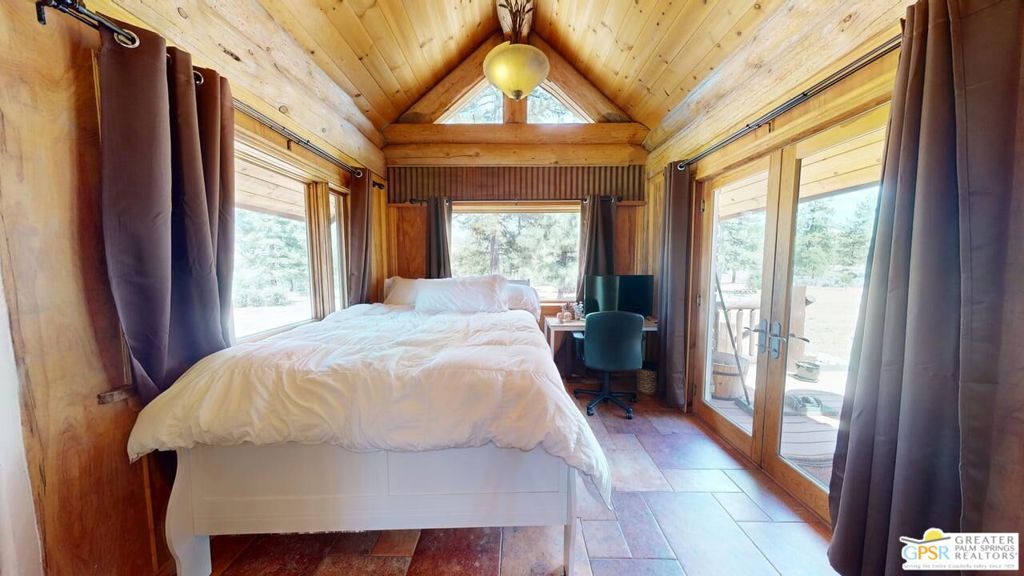 Garner Valley - Residential