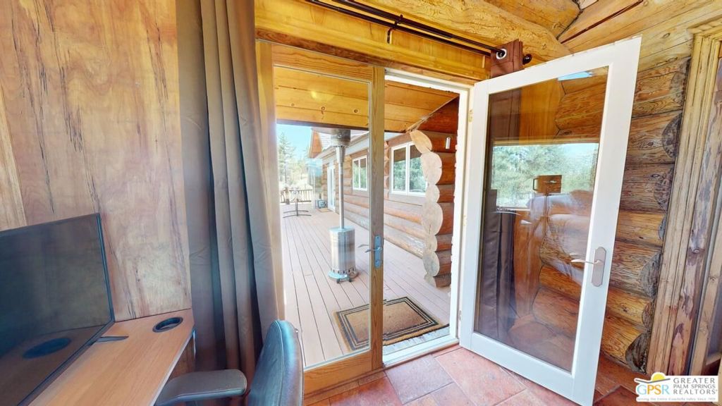 Garner Valley - Residential