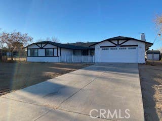 Photo of 9290 Buckthorn Avenue, Hesperia, CA 92345 (MLS # IV26002523)