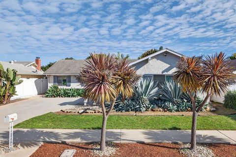 Photo of 1450 Crest Court, Oxnard, CA 93035 (MLS # V1-33423)