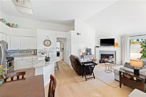 24392 Acaso 8 Laguna Hills CA 92656