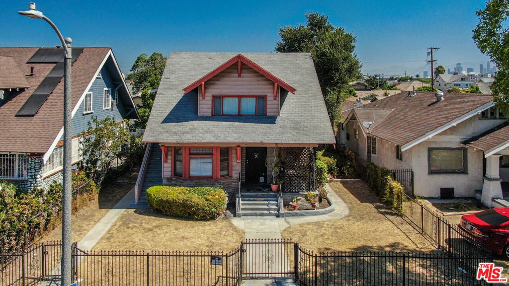 1111 W 47th Street