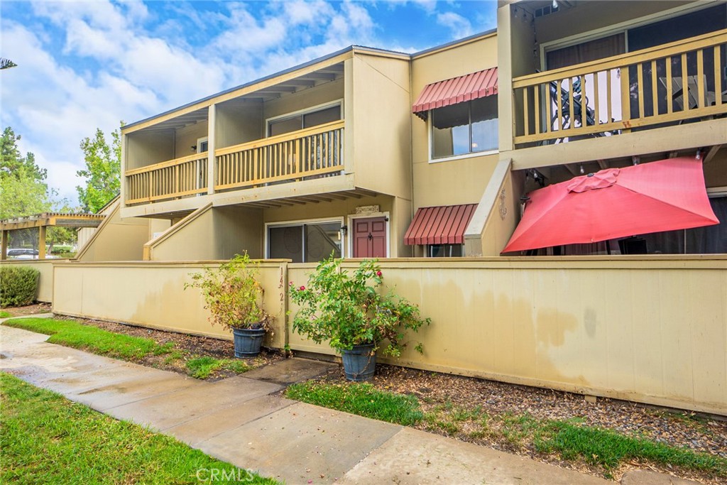 1452 W Badillo Street 112