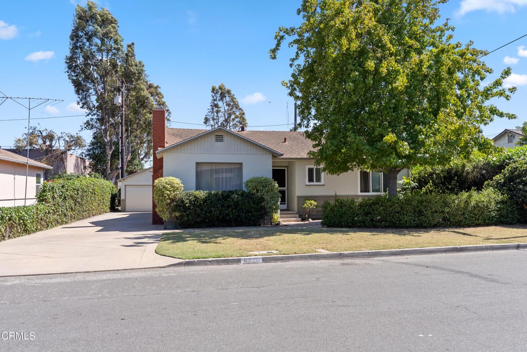 6220 Montalvo Drive