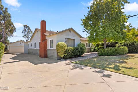 Tiny photo for 6220 Montalvo Drive, Ventura, CA 93003 (MLS # V1-38116)