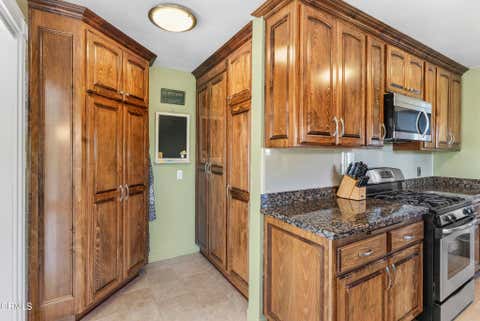Tiny photo for 6220 Montalvo Drive, Ventura, CA 93003 (MLS # V1-38116)