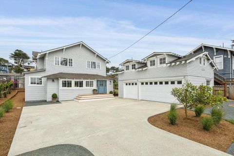 Photo of 140 Wienke Way, Moss Beach, CA 94038 (MLS # ML82046344)