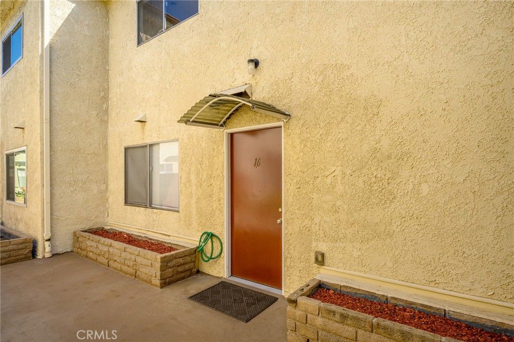 Photo of 251 W Dryden Street #16, Glendale, CA 91202 (MLS # GD26067753)
