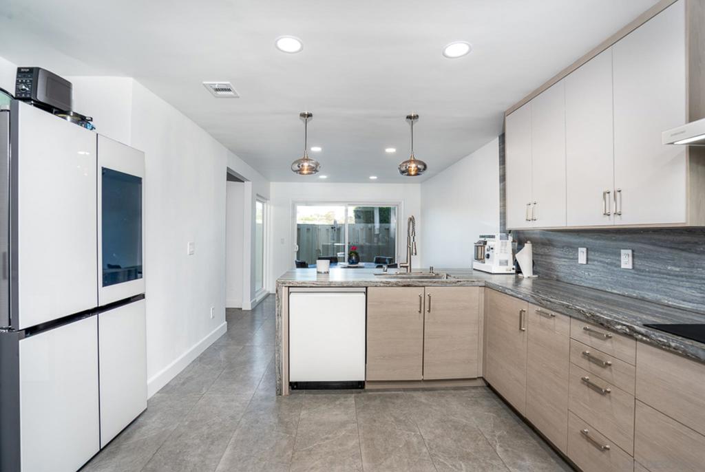 Carlsbad West - Residential