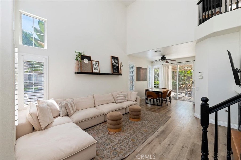 912 Mesa Alta
