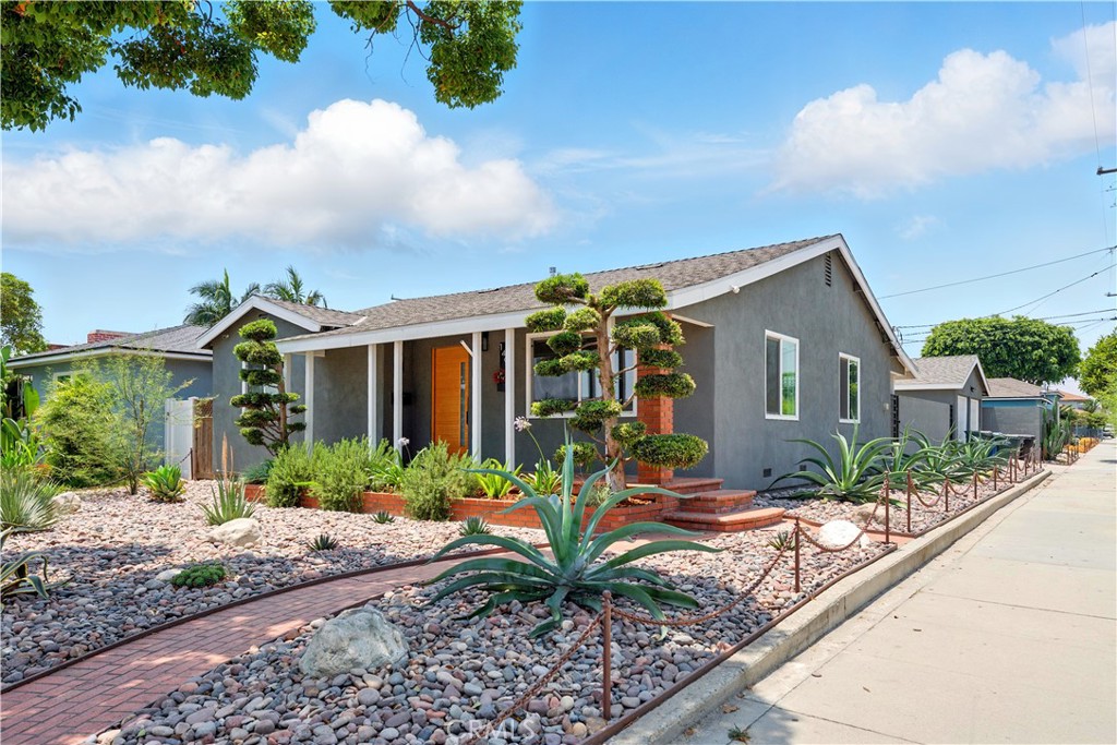 149 N Vail Avenue