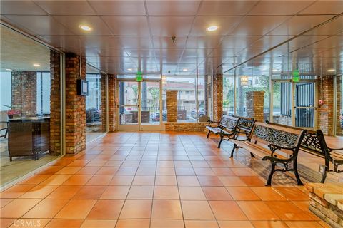 2260 N North Cahuenga Boulevard 302 Los Angeles CA 90068