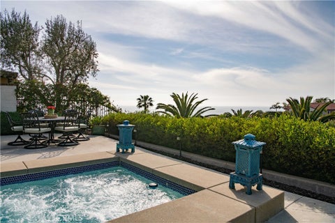 Photo of 6 Surfspray Bluff, Newport Coast, CA 92657 (MLS # NP26225442)