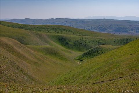 Tiny photo for 3160 Gillis Canyon Road, Shandon, CA 93461 (MLS # NS22035038)