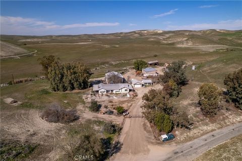Tiny photo for 3160 Gillis Canyon Road, Shandon, CA 93461 (MLS # NS22035038)