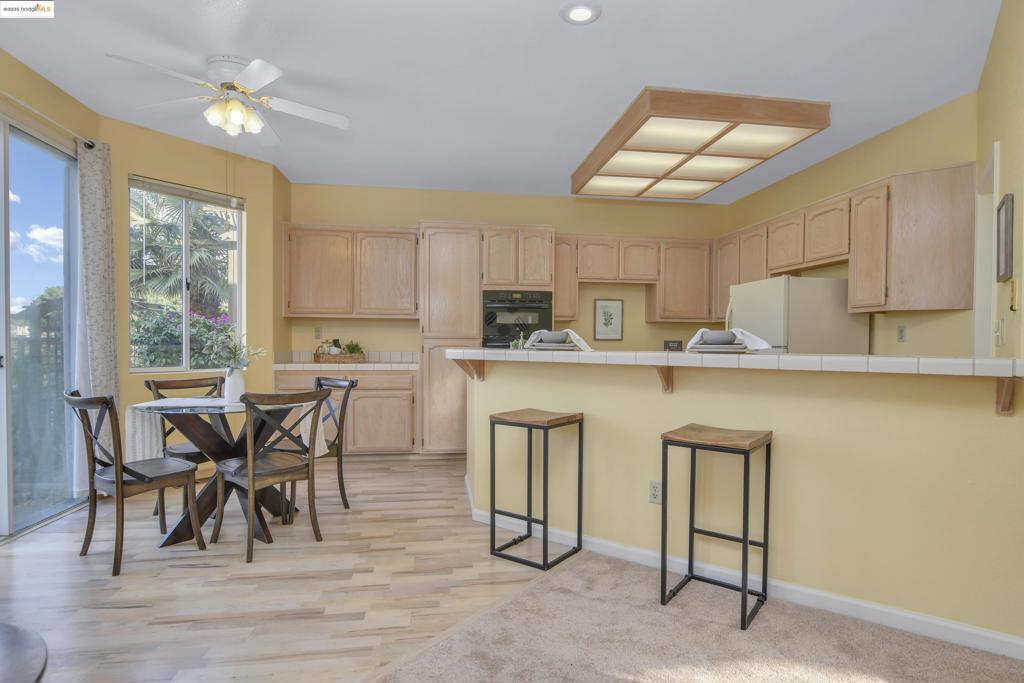 DISCOVERY BAY COUNTRY CLUB - Residential