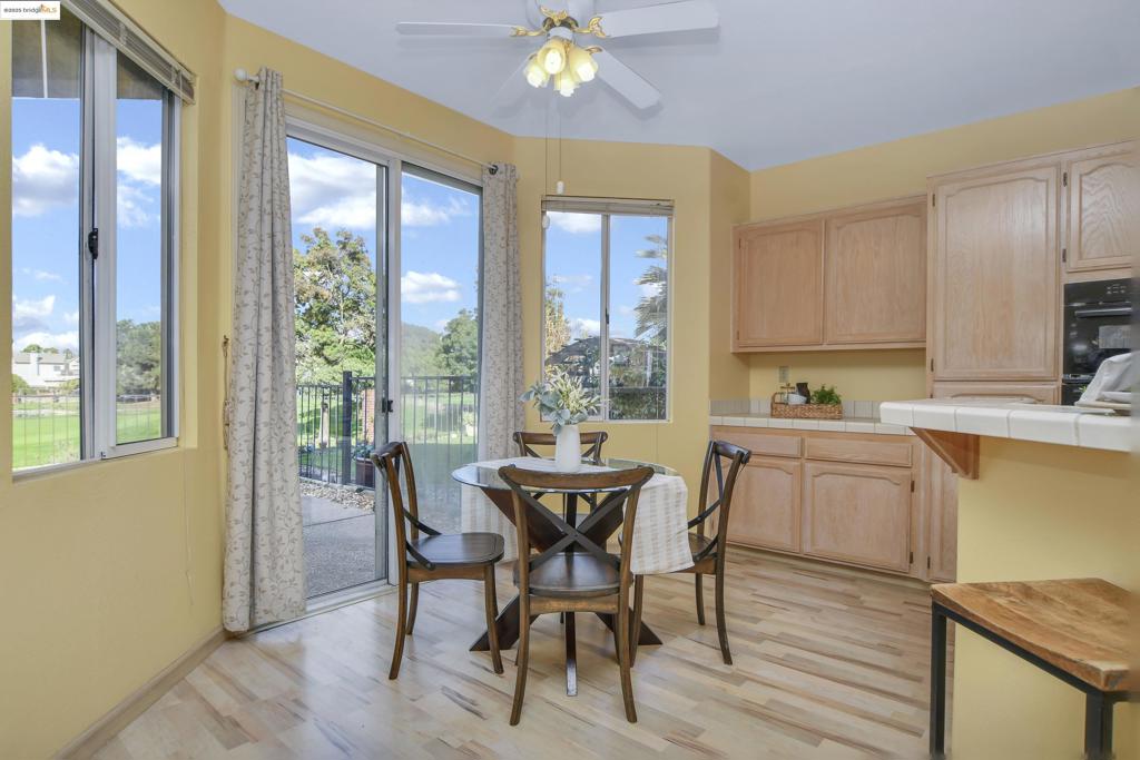 DISCOVERY BAY COUNTRY CLUB - Residential