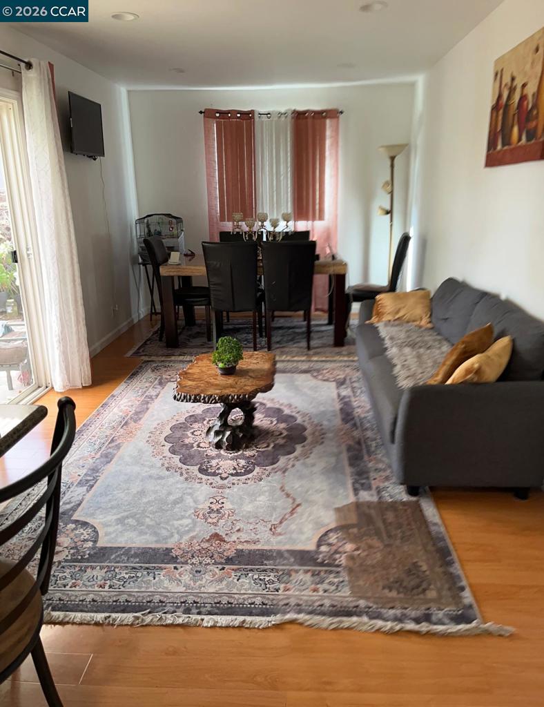 1078 1078 Via Enrico