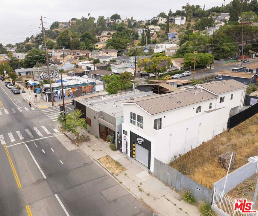 5207 Alhambra Avenue